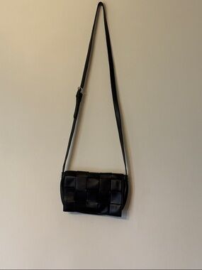 Source Unknown Black Woven Crossbody Bag